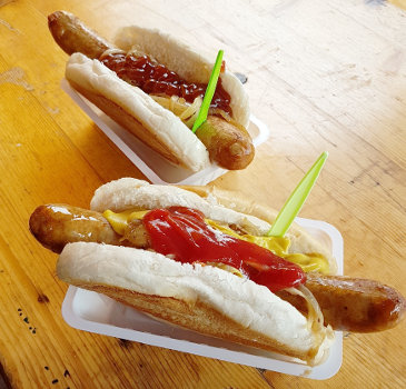 bratwurst-sm.jpg
